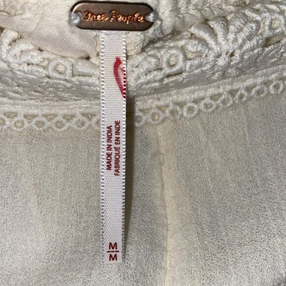 Free People Ivory Floral Lace Trim Crochet Boho Stretch Biker Shorts - Picture 6 of 6